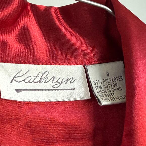 Kathryn sz‎ S Red Satin Embroidered Nightgown - Picture 4 of 7